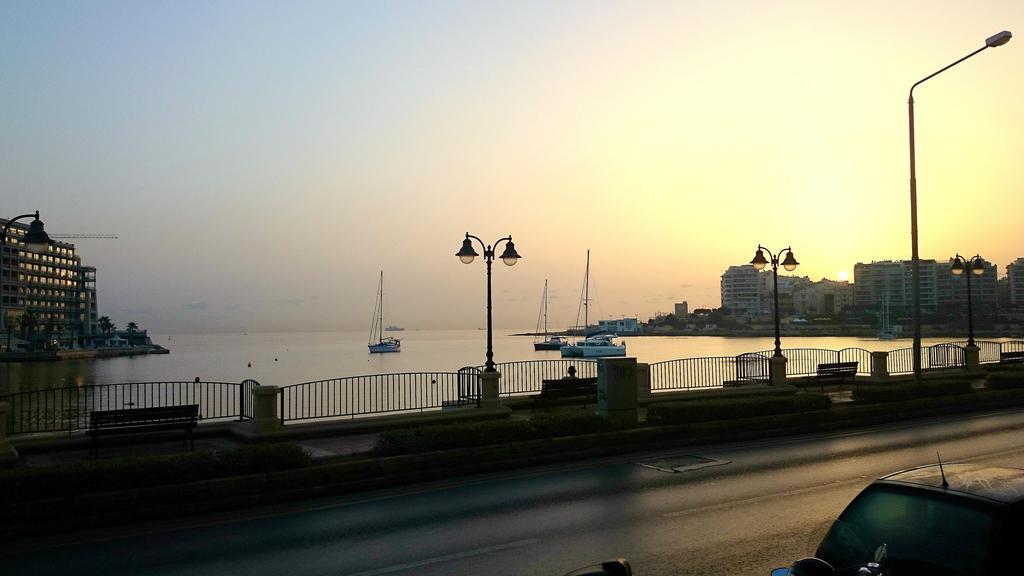 Saint Julian's Spinola Seafront Apartment חדר תמונה