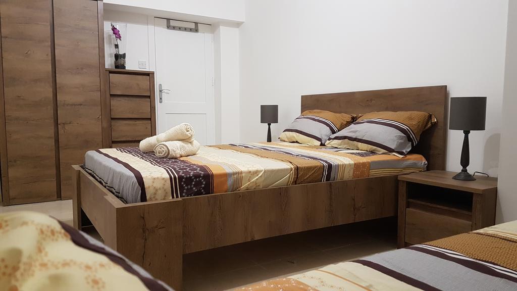 Saint Julian's Spinola Seafront Apartment מראה חיצוני תמונה